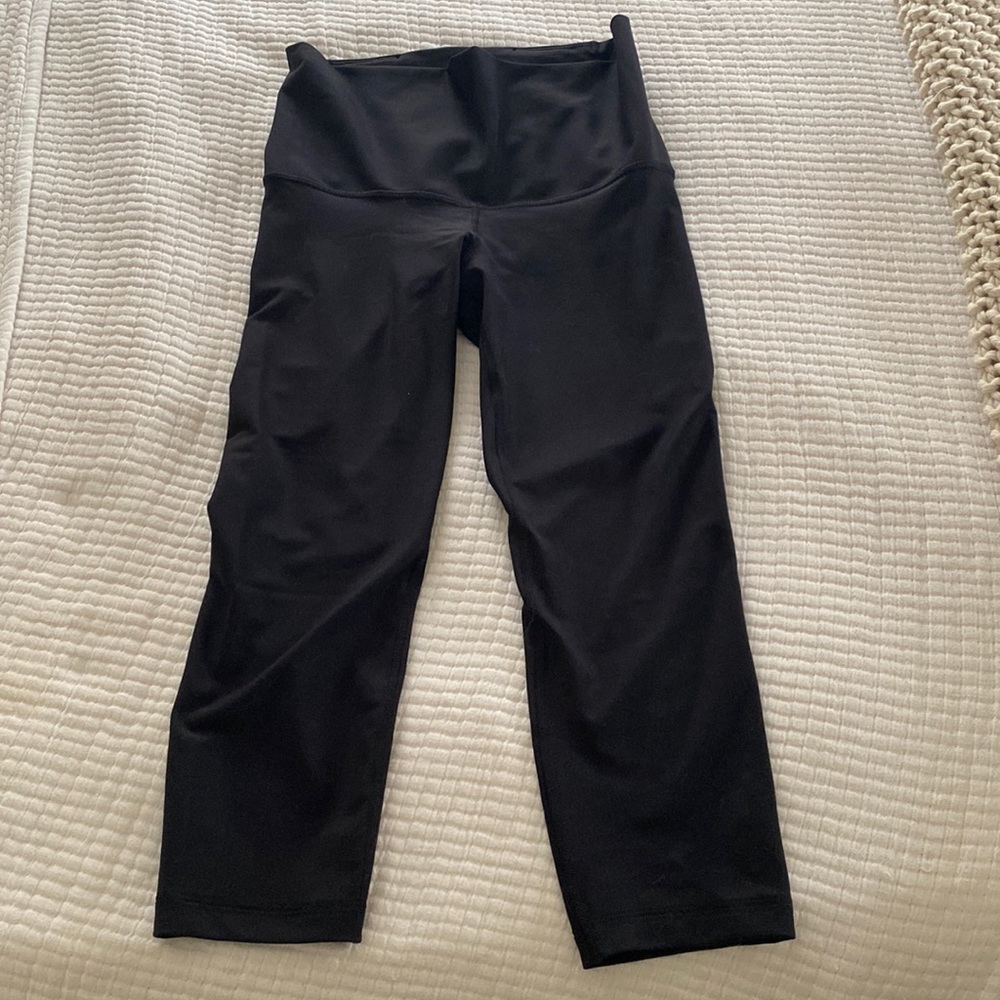 Black Old Navy Active Powersoft extra high-rise leggings